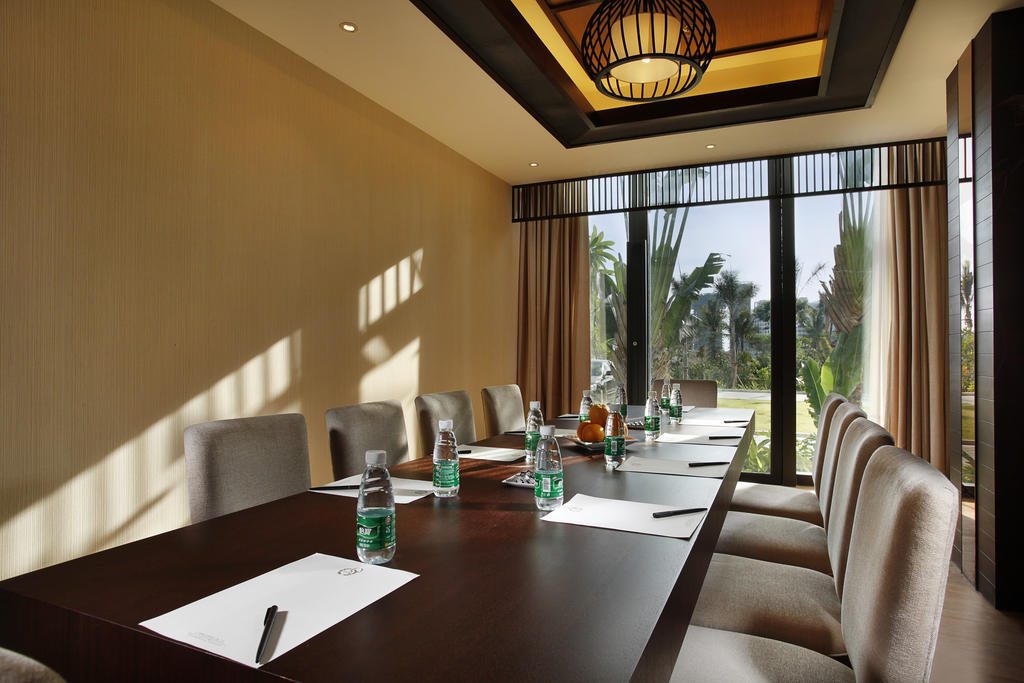 Serenity Coast All Suite Resort Sanya Exterior photo